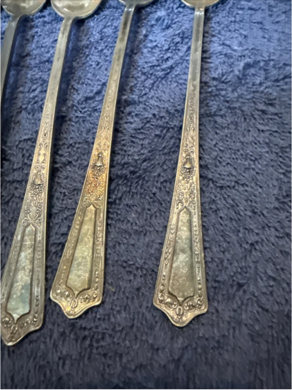 Set Of 6 Oneida Community Silverplate Tudor Iced Teaspoons +2